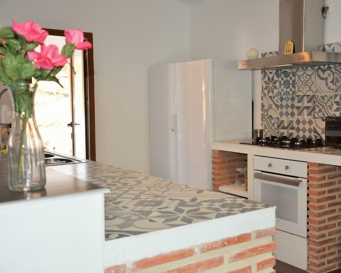 Santa Marta Complejo Rural Con Pista De Padel Guest House Archidona Exterior photo